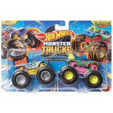 Машинка Hot Wheels Monster Trucks Взаимное уничтожение Пламя и Лед Haul Y'all vs Rodger Dodger HWN60