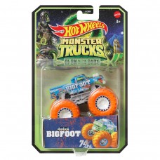 Машинка Hot Wheels Monster Trucks светящийся Bigfoot 4x4x4 HRB05